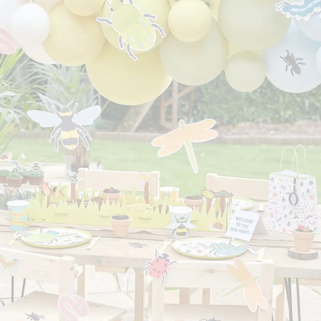Bugging Out Jolie Fête UK - Party Supplies & Gifts