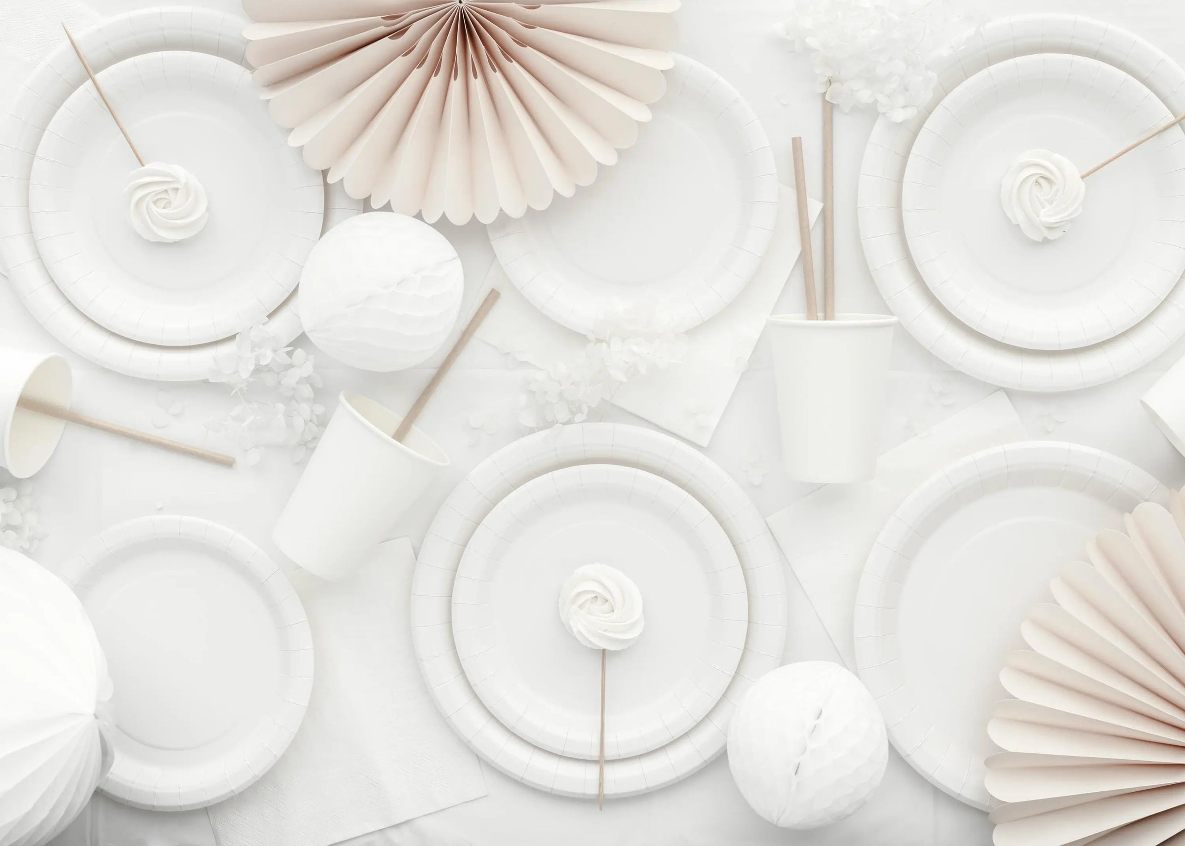White Collection - Minimalist Party Tableware & Decorations Jolie Fête UK - Party Supplies & Gifts