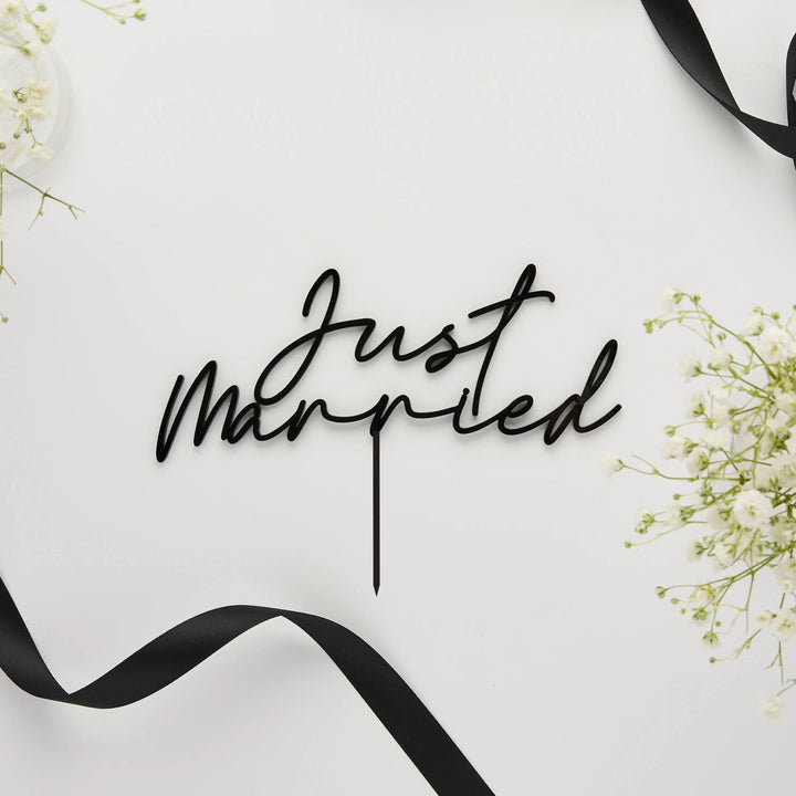 Black 'Just Married' Cake Topper - Modern Acrylic Wedding Decor - Elegant Script -Minimalist Cake Decoration - Jolie Fete UK