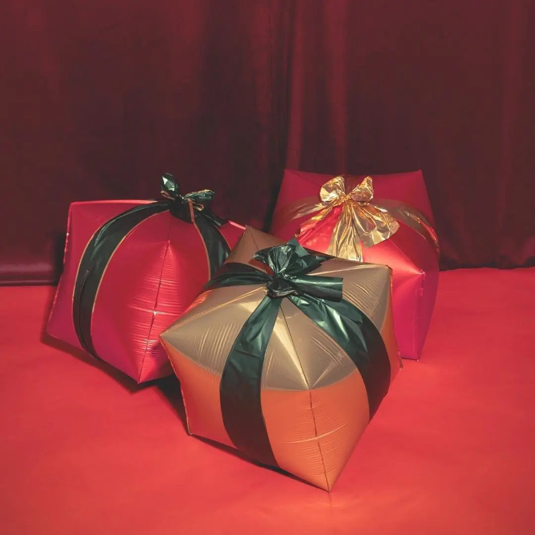 Christmas Gift Box Foil Balloons - Large Christmas Decorations - Festive Party Balloons - Red, Green & Gold - Kids Xmas - Inflate With Air - Jolie Fete UK