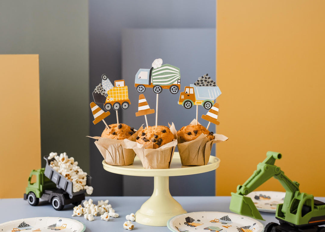 Construction Party Plates - Digger Birthday Paper Plates - Construction Theme Tableware - Cream Plates - Kids Party Supplies - Pack Of 6 - Jolie Fete UK