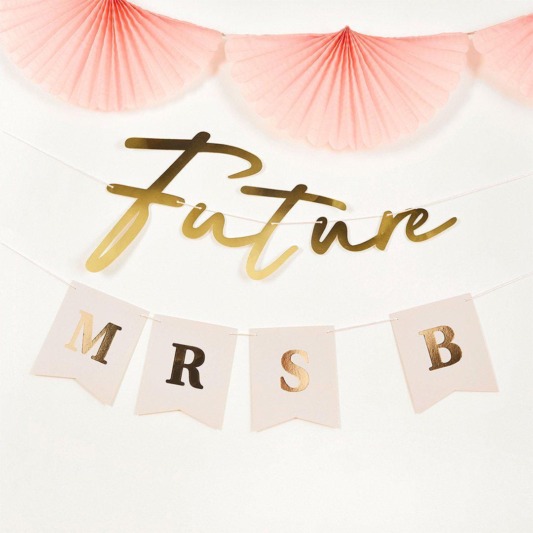 Future Mrs Banner-Customisable Gold & Peach Hen Party Decorations-Personalised Bachelorette Party Sign-DIY Wedding Banner-Custom Bride To Be - Jolie Fete UK