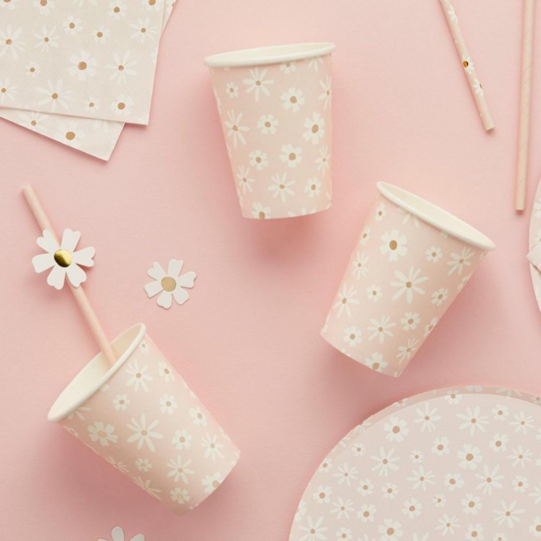 Daisy Paper Cups - Ditsy Floral Summer Birthday Party Tableware - Hen Party & Baby Shower Tea Party Decorations - Cottagecore - Pack of 8 - Jolie Fete UK