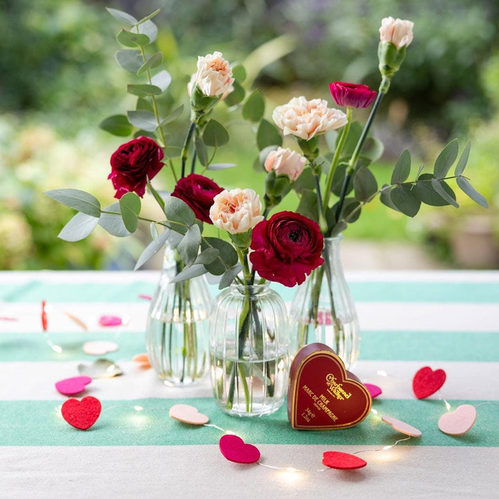 Felt Heart String Lights - Red & Pink Wool Garland - Battery Operated Fairy Lights - Romantic Valentine's Decor - 2m - Jolie Fete UK