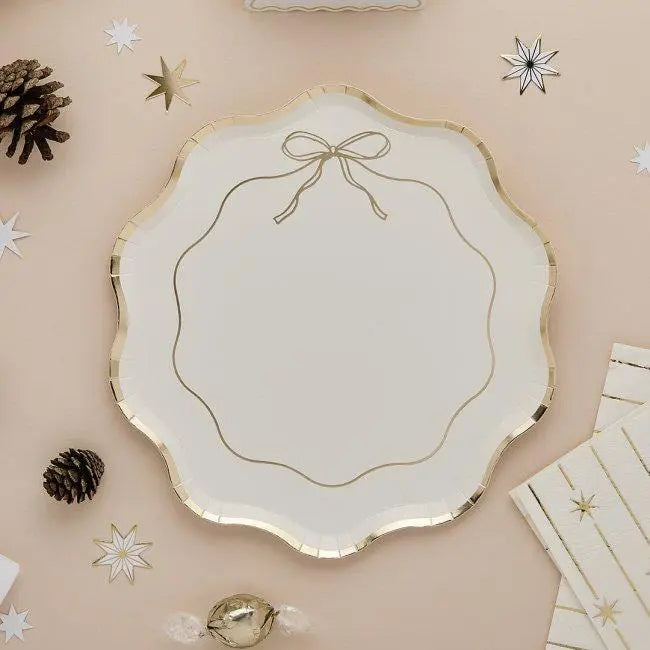 Gold & White Wavy Edge Bow Paper Plates - Gold Foil Tableware - Elegant Birthday, Christmas and Wedding Party Plates - Han Party -Pack of 8 - Jolie Fete UK