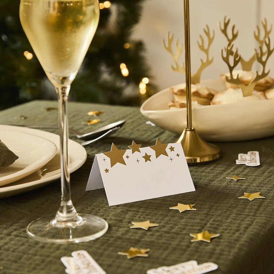 Merry Christmas Table Scatters - Gold & White Christmas Table Confetti - Gold Stars - Christmas Party Decorations - Holiday Decor - 10g - Jolie Fete UK
