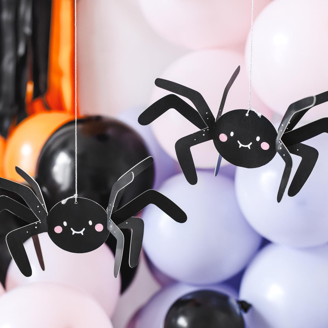 5 Hanging Spiders - Black Spider Decorations - Hanging Halloween Spiders - Halloween Decorations - Cute Halloween - Kids Halloween Party-DIY - Jolie Fete UK