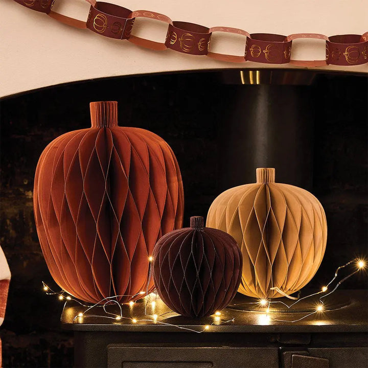 Halloween Pumpkin Honeycomb Decorations Set of 3 - Autumnal Party Decor - Cosy Autumn Table Centrepiece - Halloween Decoration - Jolie Fete UK