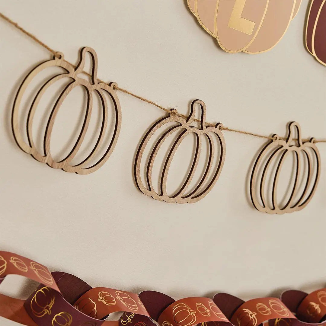 Wooden Pumpkin Garland 2m - Halloween Autumn Decoration - Reusable Rustic Bunting - Seasonal Home Decor - Spooky Party Garland - Jolie Fete UK