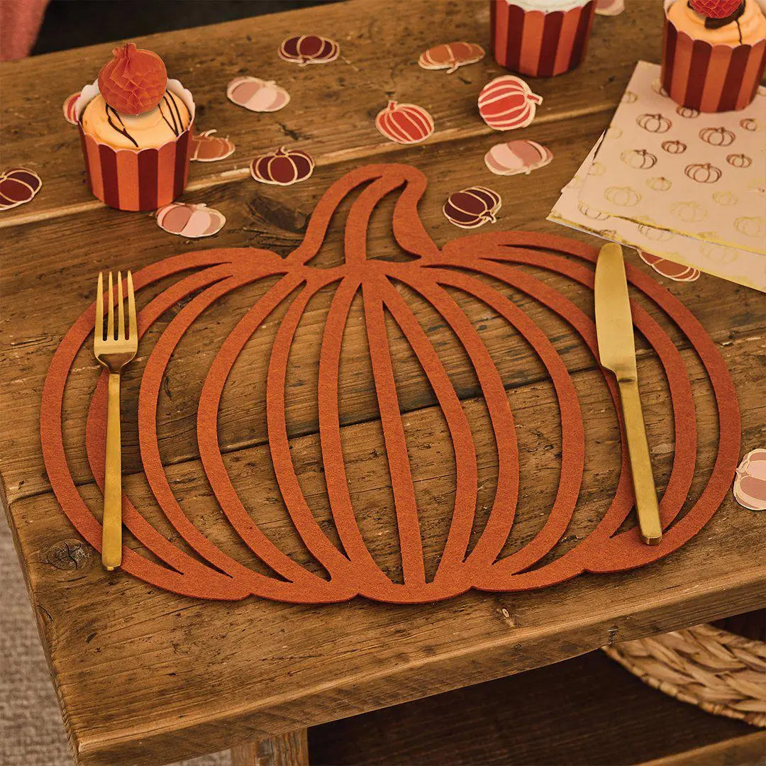 Halloween Pumpkin Felt Place Mats Pack of 4 - Autumnal Table Decor - Orange Placemats - Halloween Dinner Party - Halloween Place Settings - Jolie Fete UK