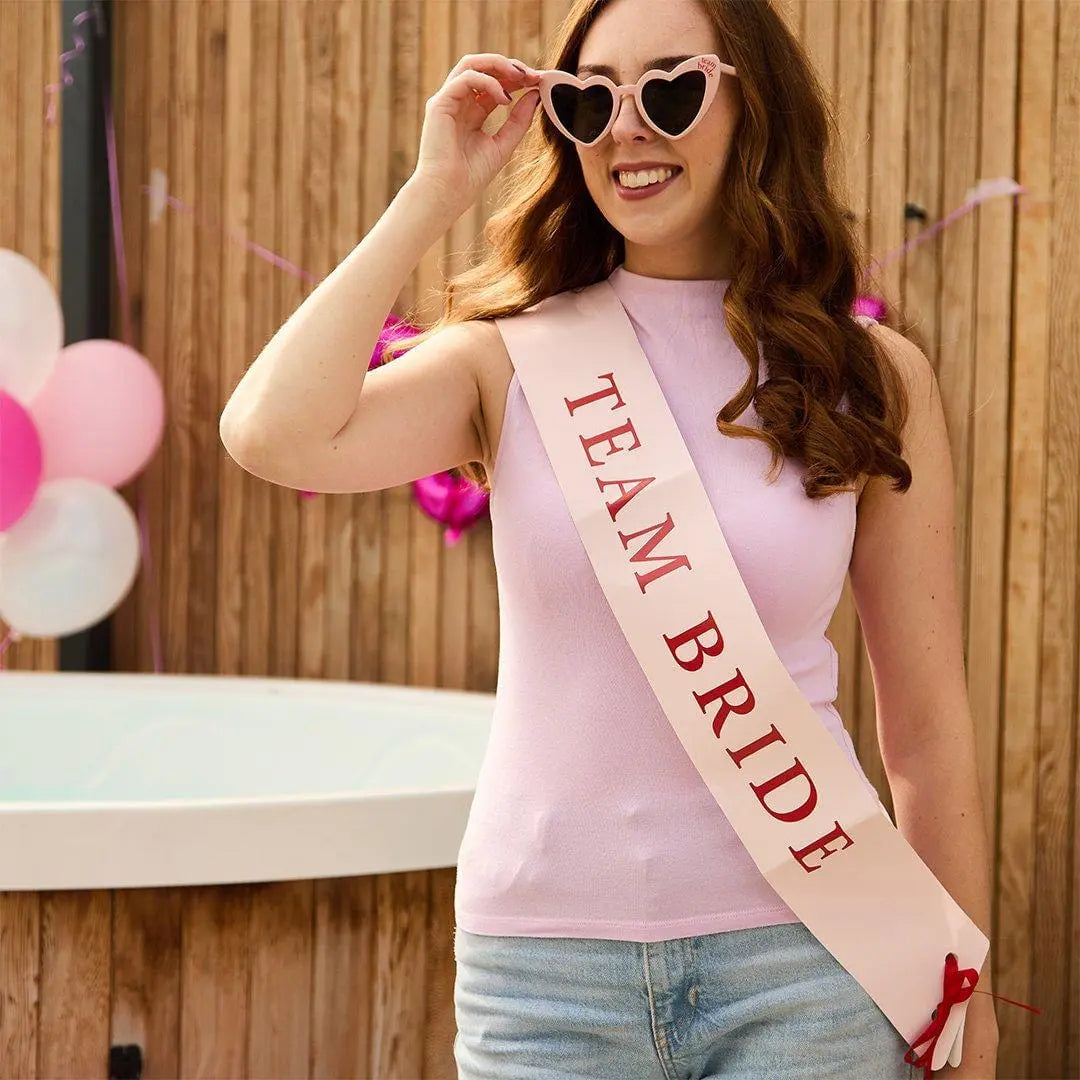 Team Bride Heart Sunglasses - Pink & Red Hen Party Favours - She’s Tying The Knot Coquette Hen Do Accessories - Bridal Shower - Pack of 5 - Jolie Fete UK